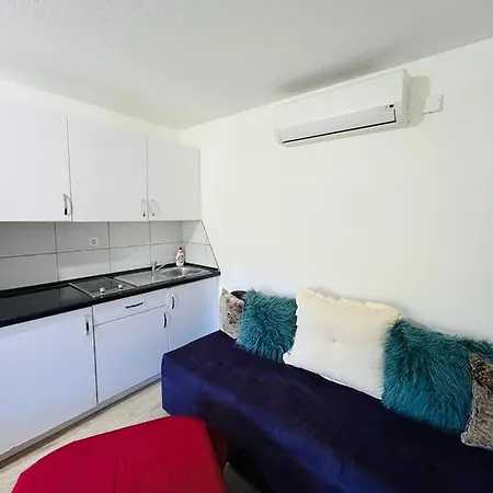 With River View / Ilma 1 Apartment Bihac