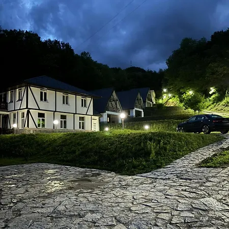 & Homes With The River View Apartment *