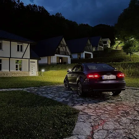 & Homes With The River View * Bihac