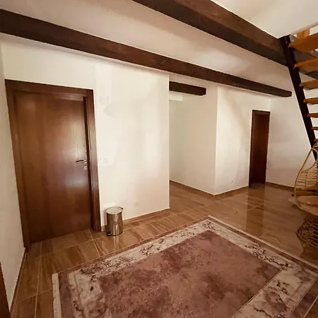 Apartment & Homes With The River View *