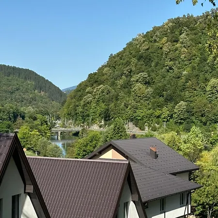 Διαμέρισμα & Homes With The River View *